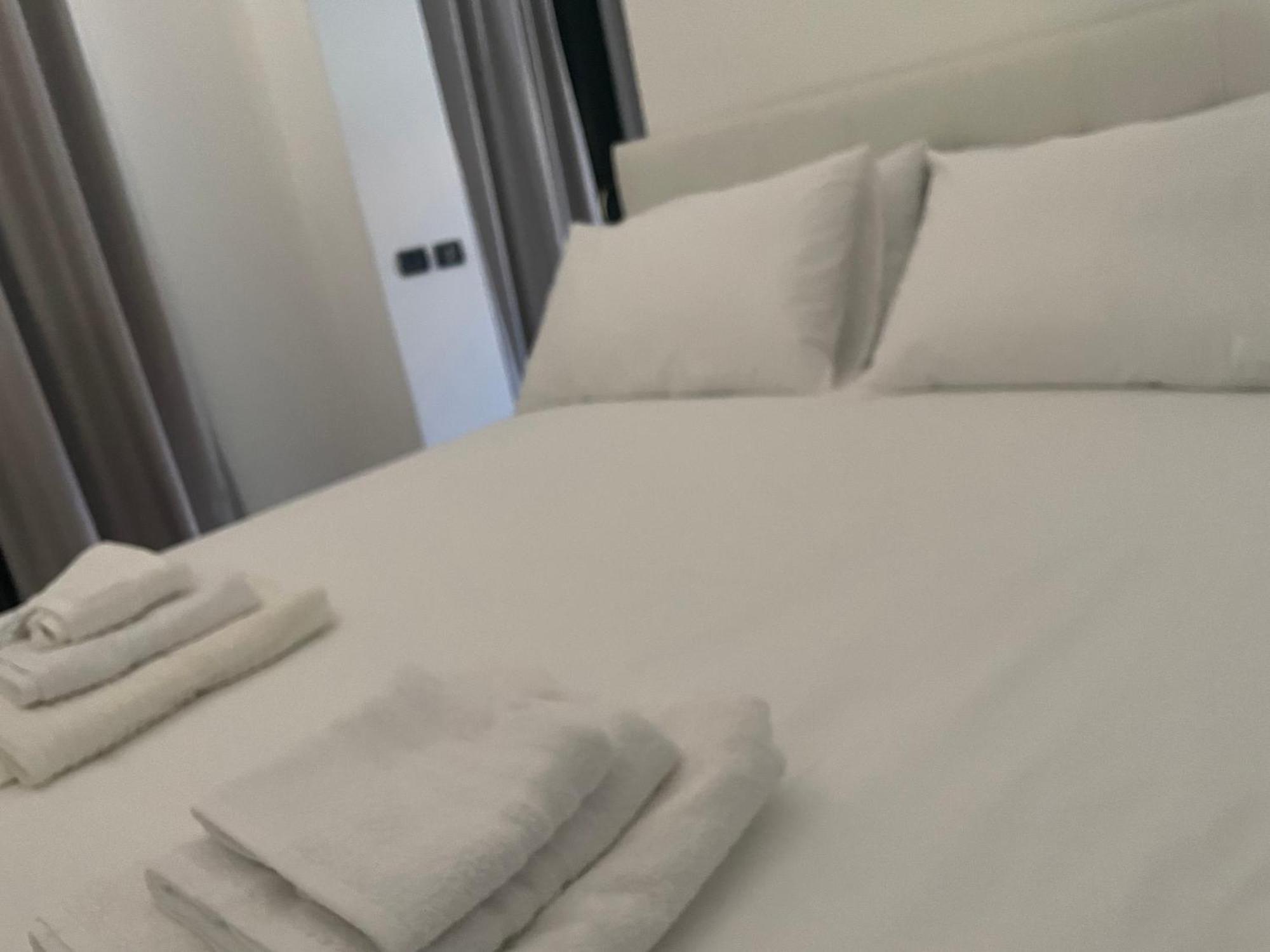 Villa Simona Malpensa Gallarate Eksteriør bilde