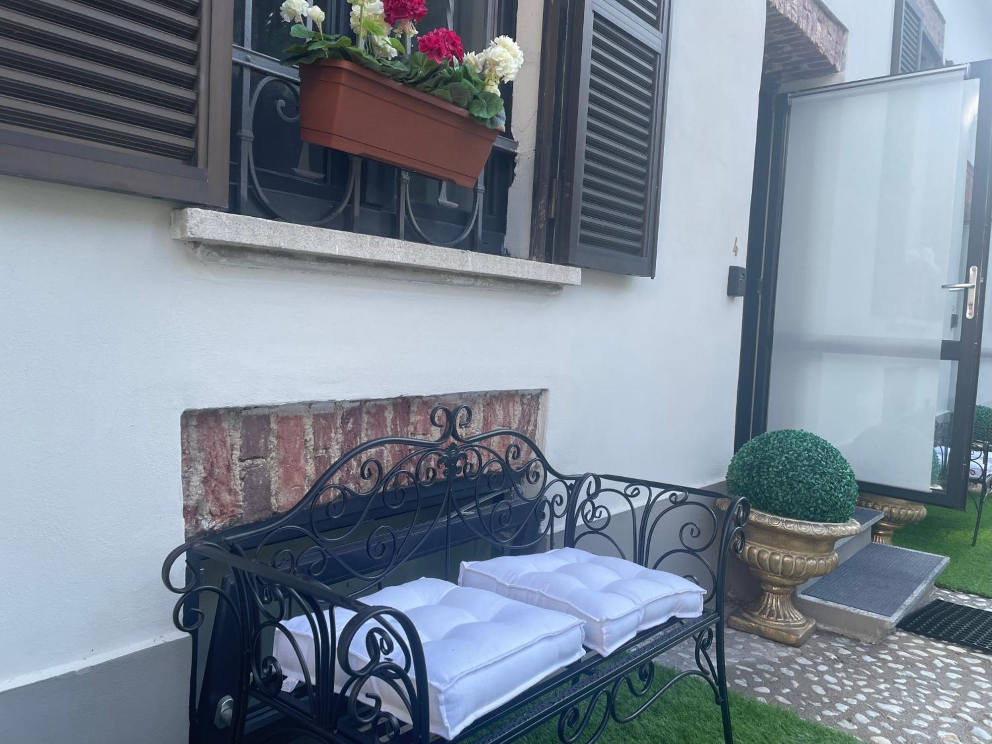 Villa Simona Malpensa Gallarate Eksteriør bilde
